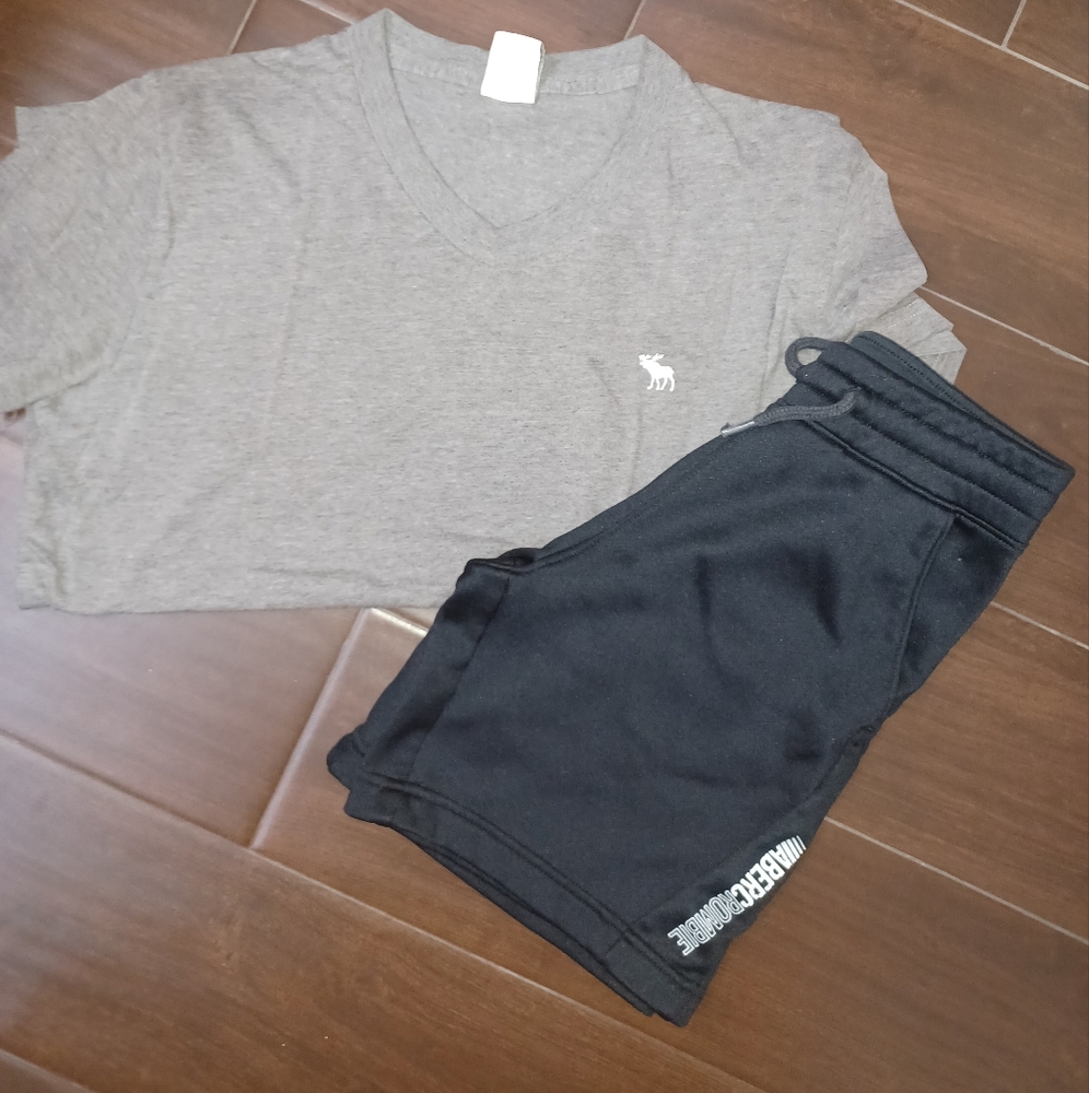 Abercrombie & Fitch Bundle shirt & shorts